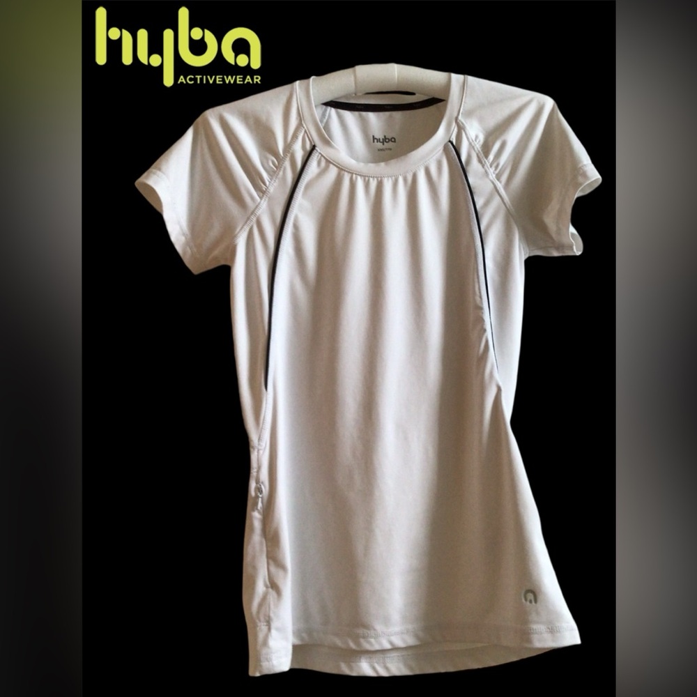 🐝Hyba White Short Sleeve Women's Tee